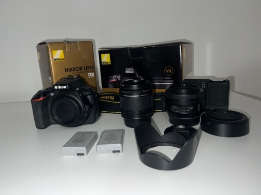 Zdjęcie oferty: Lustrzanka Nikon D56000+kit 18-55&Nikkor 35 mm 1.8