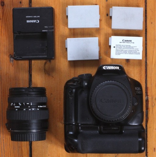 Zdjęcie oferty: Canon 550D, obiektyw 18-50