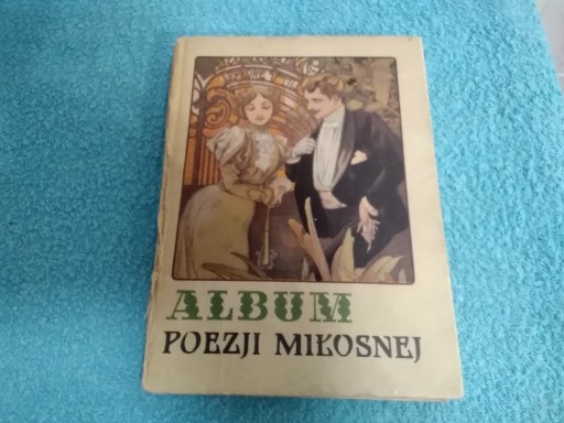 Zdjęcie oferty: Album poezji miłosnej W. Woroszylski