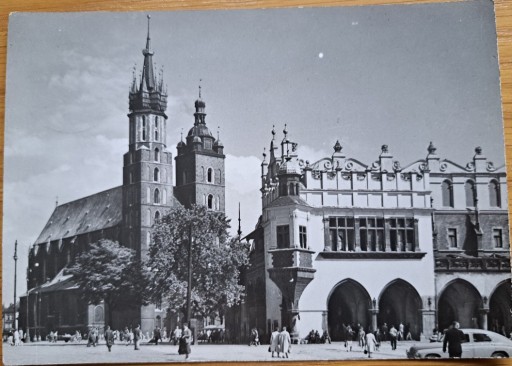 Zdjęcie oferty: Kraków Kościół Mariacki i  Sukiennice