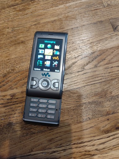 Zdjęcie oferty: Sony Ericsson W595 Szary bez SIMLOCK'a i bez PL Menu