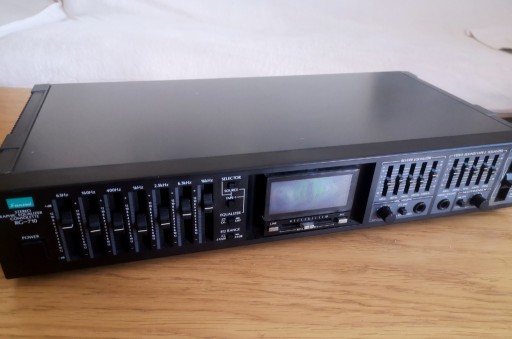 Zdjęcie oferty: SANSUI  RG-710  STEREO GRAFIC EQUALIZER