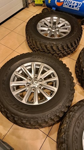 Zdjęcie oferty: Felgi aluminiowe z oponami MT do Mitsubishi L 200. Pajero  