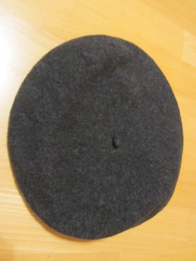 Zdjęcie oferty: Beret szary