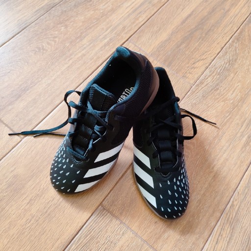 Zdjęcie oferty: Super stan  halówki ADIDAS PREDATOR 37 