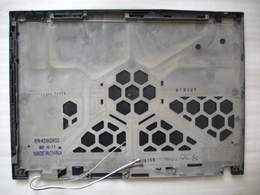 Zdjęcie oferty: Obudowa matrycy klapa Lenovo ThinkPad T61 R61 14.1
