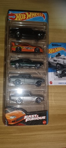 Zdjęcie oferty: Hott Whells Fast & Furious + Gratis 