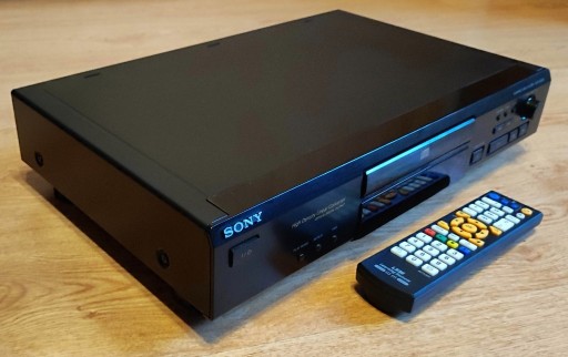 Zdjęcie oferty: Odtwarzacz CD Sony CDP XE220 pilot 
