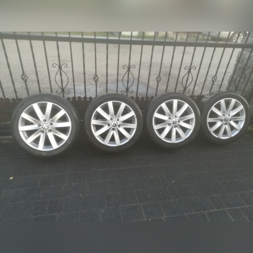 Zdjęcie oferty: Opony + felgi VW Golf