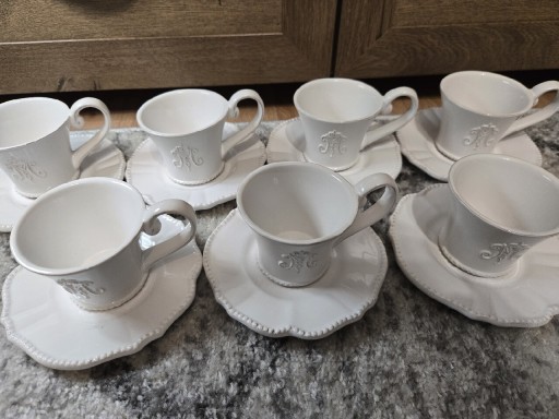 Zdjęcie oferty: Luksusowy Serwis Kawowy/Herbaciany – 7 Filiżanek i 7 Spodków