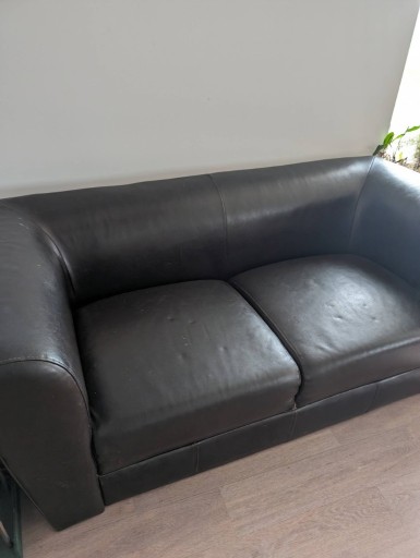 Zdjęcie oferty: Skórzany komplet wypoczynkowy: kanapa i dwa fotele