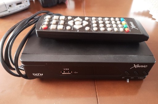 Zdjęcie oferty: Tuner DVB-T dekoder Xenic hd-1702