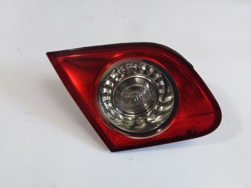 Zdjęcie oferty: LAMPA W KLAPĘ LEWY TYŁ VW PASSAT B6