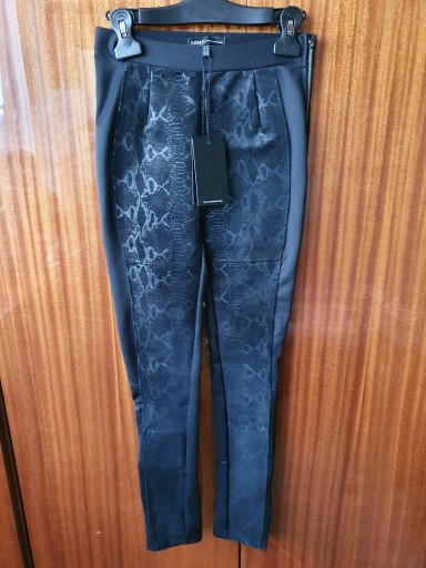 Zdjęcie oferty: Damskie czarne skórzane spodnie Arma - nowe, metki