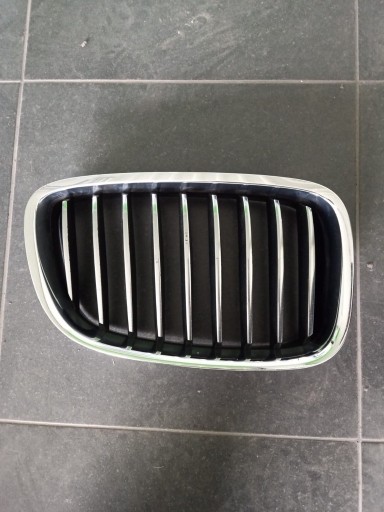 Zdjęcie oferty: Grill do BMW  5 GT F07 prawa strona