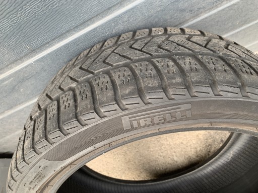 Zdjęcie oferty: Pirelli SottoZero 3 225/40 R18 92V Zima Sztuka 19R