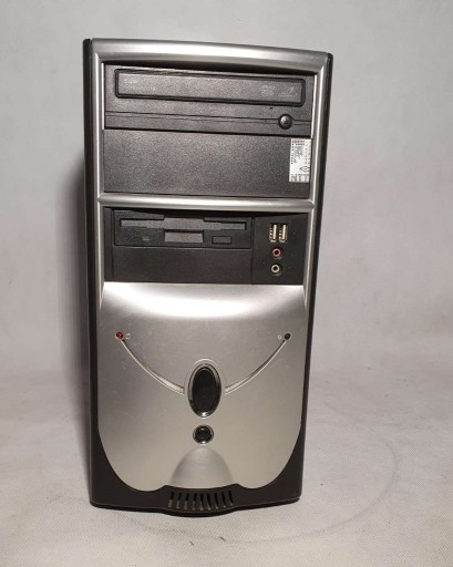 Zdjęcie oferty: Stary komputer NTT AMD ATHLON 64 X2 4200+ 1GB DVD