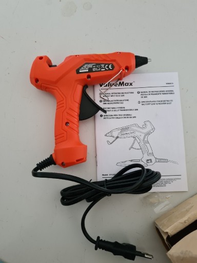 Zdjęcie oferty: Pistolet do kleju na gorąco Valve glue plus klej