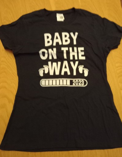 Zdjęcie oferty: T-shirt damski S Baby on the way czarny