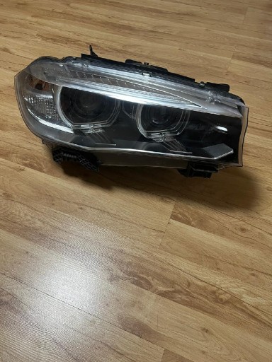 Zdjęcie oferty: Lampa BMW X5 F15 X6 F16 Prawa Bi-Xenon 