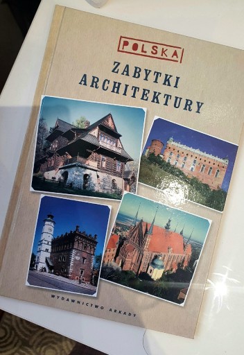 Zdjęcie oferty: Książka - Zabytki architektury Polska