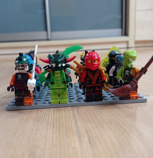 Zdjęcie oferty: Lego Minifigurki Ninjago, Nexo 16 Sztuk 
