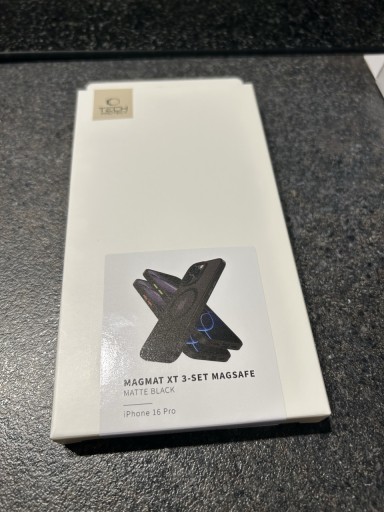Zdjęcie oferty: Etui iPhone 16 pro magnat xt3 -set magdafe