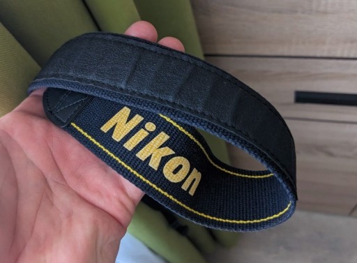 Zdjęcie oferty: Pasek na szyję NIKON d80,d90,d5100,d3100