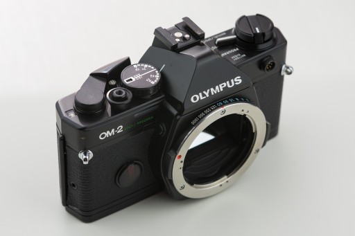 Zdjęcie oferty: OLYMPUS OM2 SP - SPOT/PROGRAM LUSTRZANKA ANALOGOWA