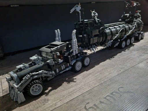 Zdjęcie oferty: Mad Max War Rig 3323 elementów około 95cm