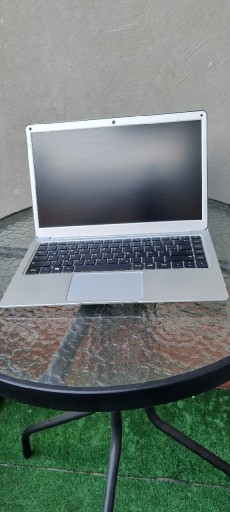 Zdjęcie oferty: Laptop trekstor a13b