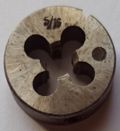 Zdjęcie oferty: Narzynka calowa 5/16" 18Z prawoskrętna