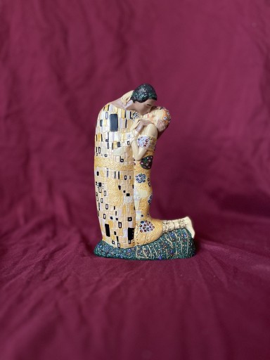 Zdjęcie oferty: Figurka Gustav Klimt „Kiss”