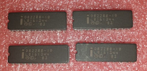 Zdjęcie oferty: INTEL D82288. BUS controller 80286. Vintage 1983