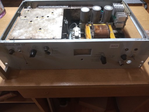 Zdjęcie oferty: Nadajnik  / Wzbudnik UKF FM Zarat GFM-5A  30W