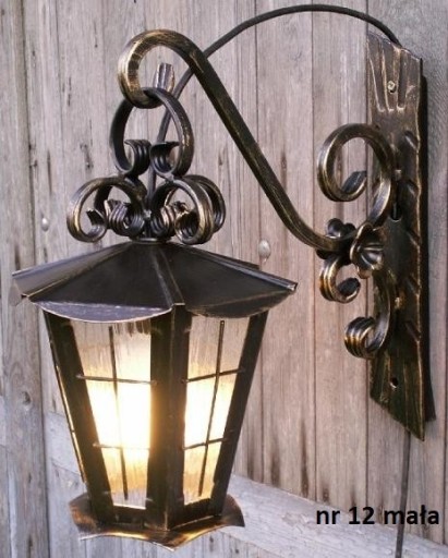 Zdjęcie oferty: Lampa kuta do ogrodu/budynku 
