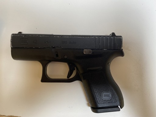 Zdjęcie oferty: Pistolet GBB Glock 42