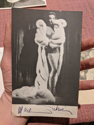 Zdjęcie oferty: Marlene Dietrich zdjęcie z autografem, autograph