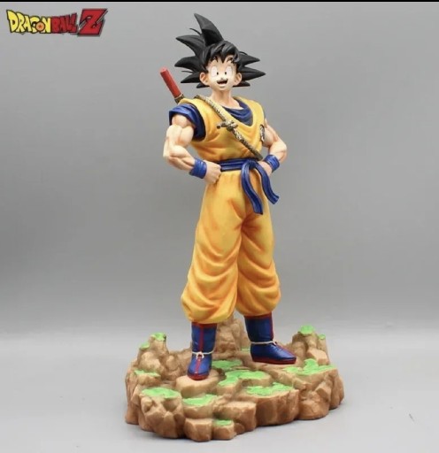 Zdjęcie oferty: Dragon Ball Z figurka Goku pudełko 32 cm !!!