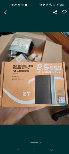 Zdjęcie oferty: Nowa obudowa na dysk SSD 2t USB 3.0 i jakiś dysk