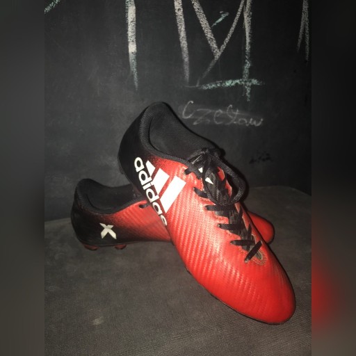 Zdjęcie oferty: Buty piłkarskie korki Adidas roz.UK 7 1/2