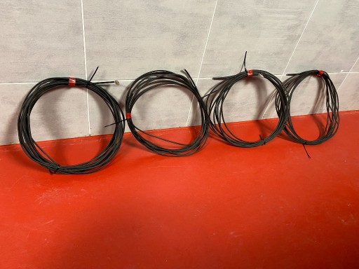 Zdjęcie oferty: Kabel sieciowy - 4 odcinki (8m, 8m, 9m, 12m)