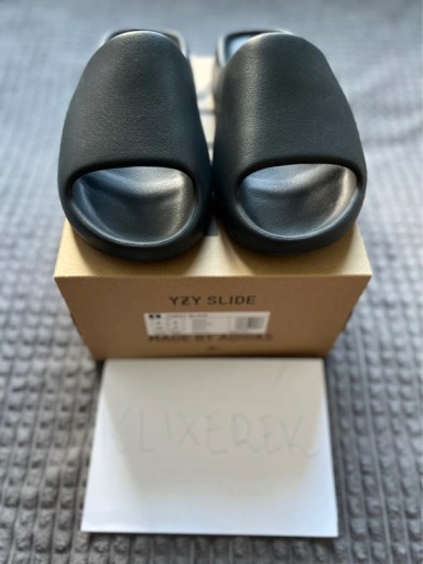 Zdjęcie oferty: Buty Klapki Adidas Yeezy Slide Onyx czarne nowe 43