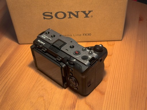 Zdjęcie oferty: Sony FX30 body, idealny stan + speedbooster