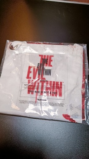 Zdjęcie oferty: The Evil Within - fartuch