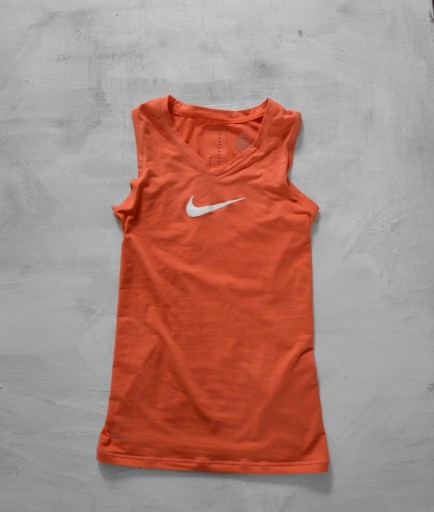 Zdjęcie oferty: sportowa koszulka Nike dry fit bokserka XS fitness
