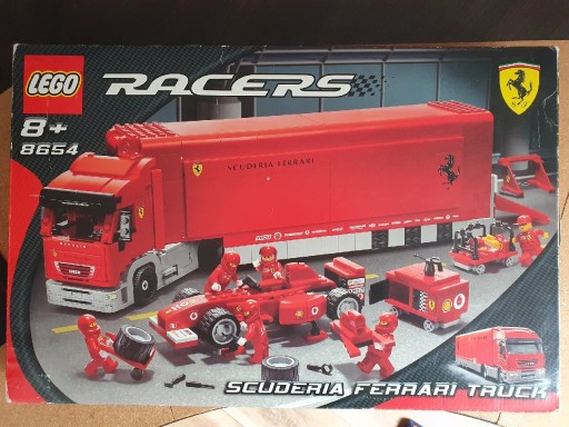 Zdjęcie oferty: Lego Racers 8654 Scuderia Ferrari Truck - komplet
