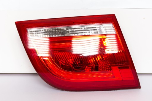Zdjęcie oferty: Lampa w klapę Audi A3 8P Lift 8P4945093D lewy tył