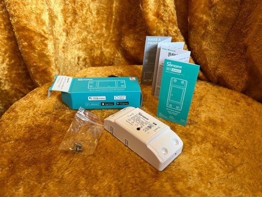 Zdjęcie oferty: Sonoff RF-przekaźnik sterowany WiFi oraz RF433MHz