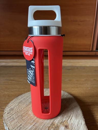 Zdjęcie oferty: Butelka szklana SIGG Switzerland Dream Scarlet